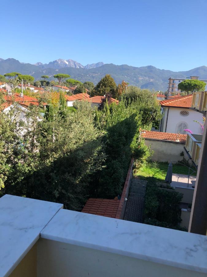 Apartamento Vittoria Marina Di Pietrasanta Exterior foto